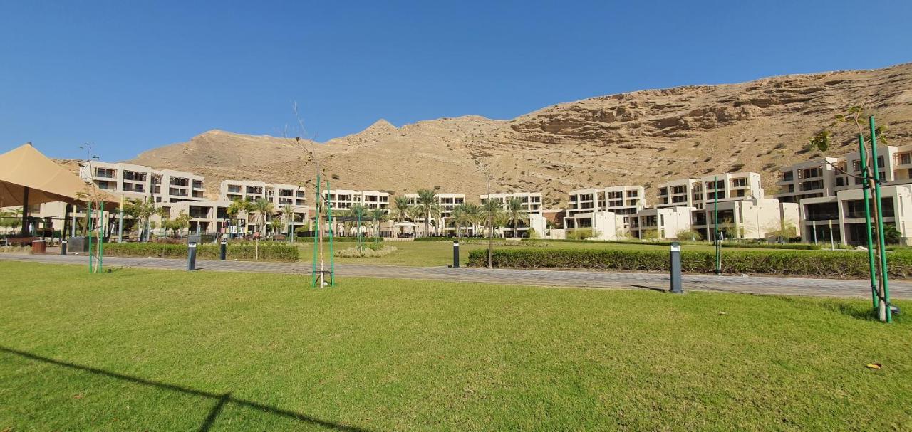 One 2Bhk Elegant Apartment In Muscat Bay 03 Ngoại thất bức ảnh