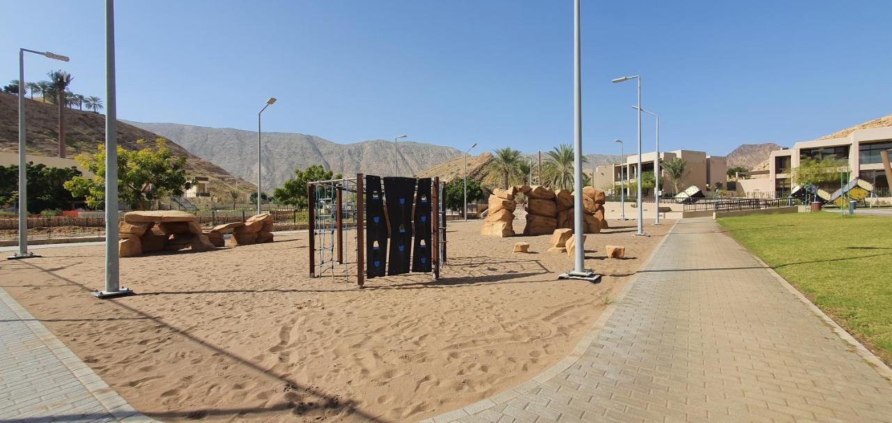 One 2Bhk Elegant Apartment In Muscat Bay 03 Ngoại thất bức ảnh